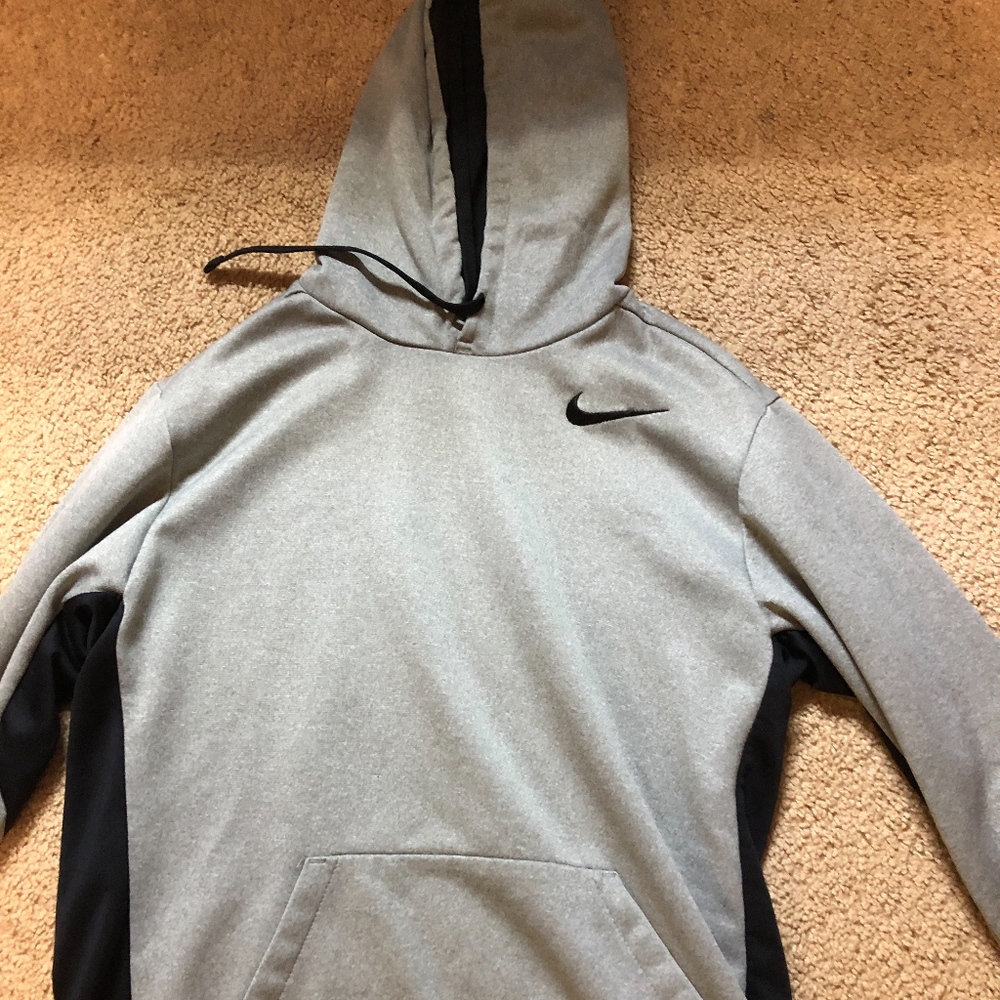 Nike Men's Dry Fleece Hoodie Silver M